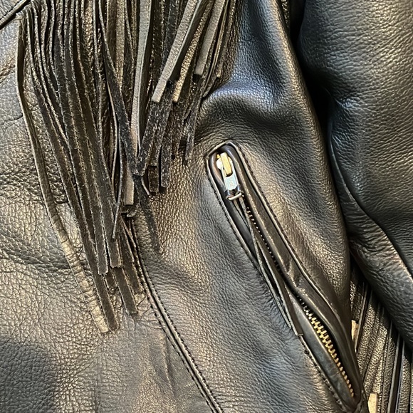 Vintage “ Hot Leathers “ women’s leather motorcycle jacket - Picture 8 of 16